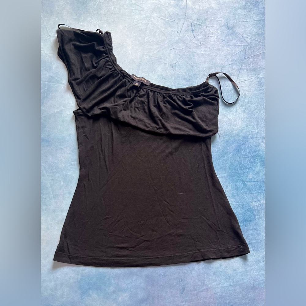 Women’s XS one shoulder shirt